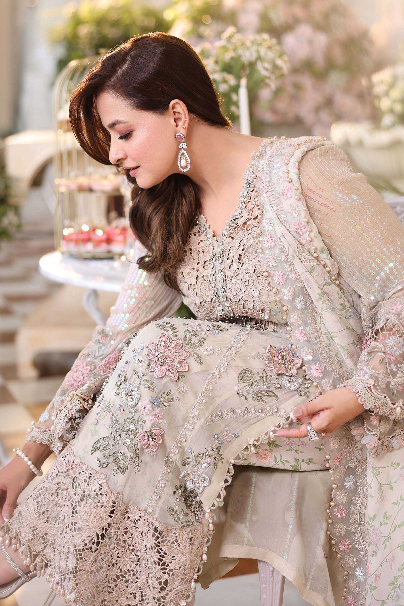 3 Piece Unstitched Embroidered Chiffon Suit