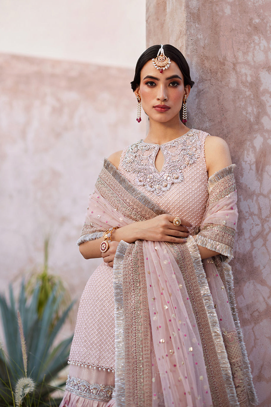 Faiza Saqlain - Mahra