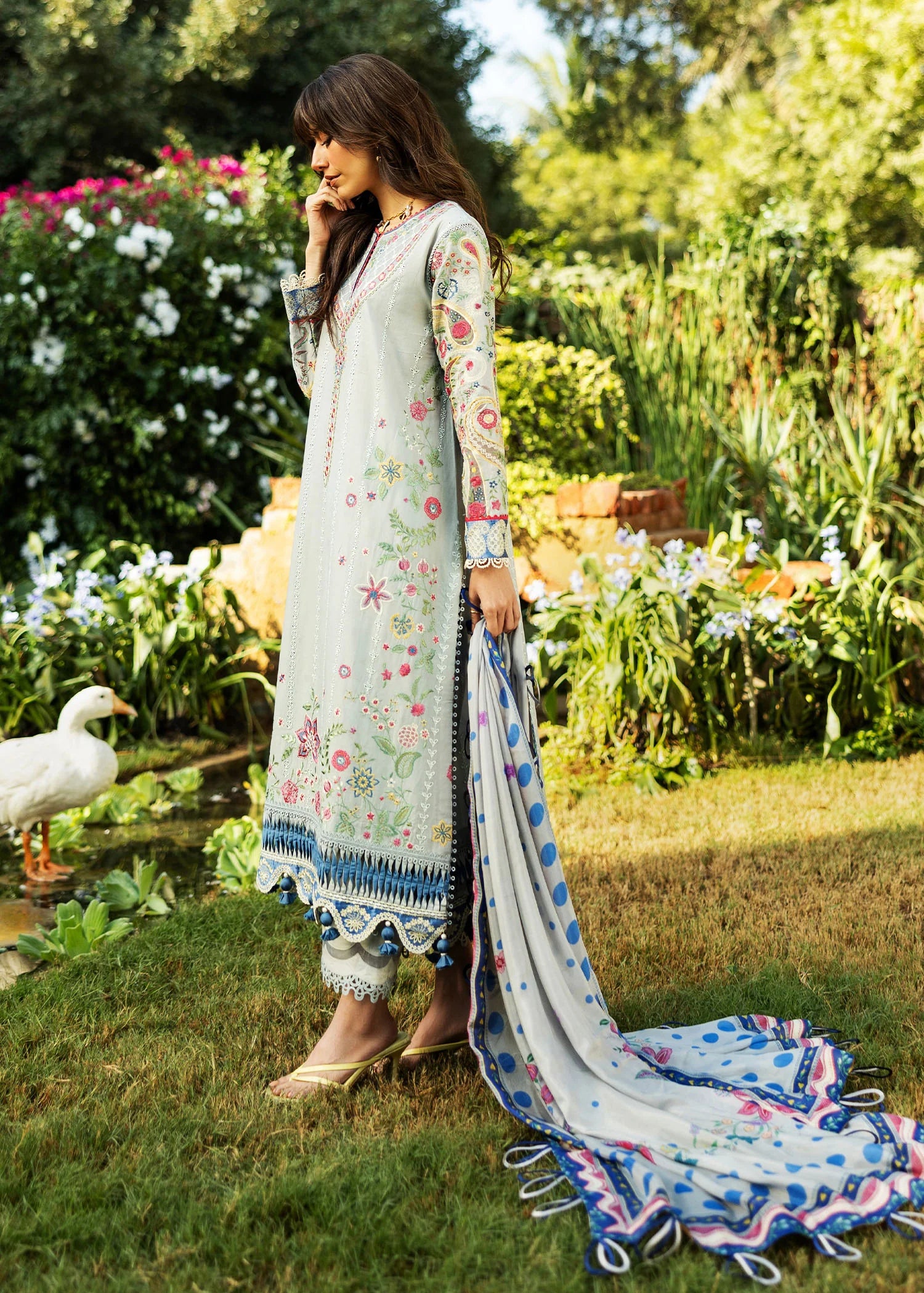 PAISLEY GARDEN (D1-A)