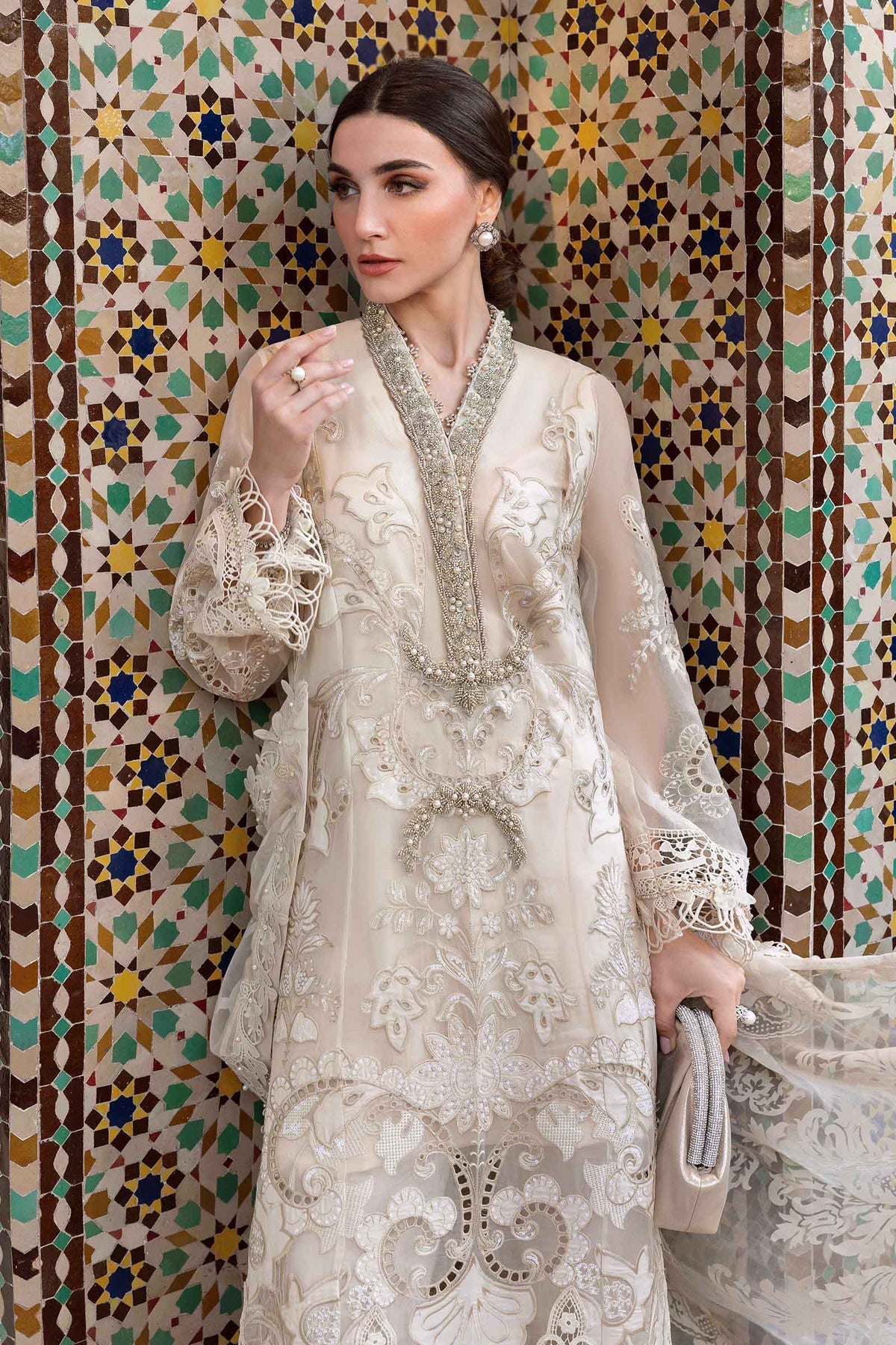 MARIA B LUXURY LAWN '25 - 06 A
