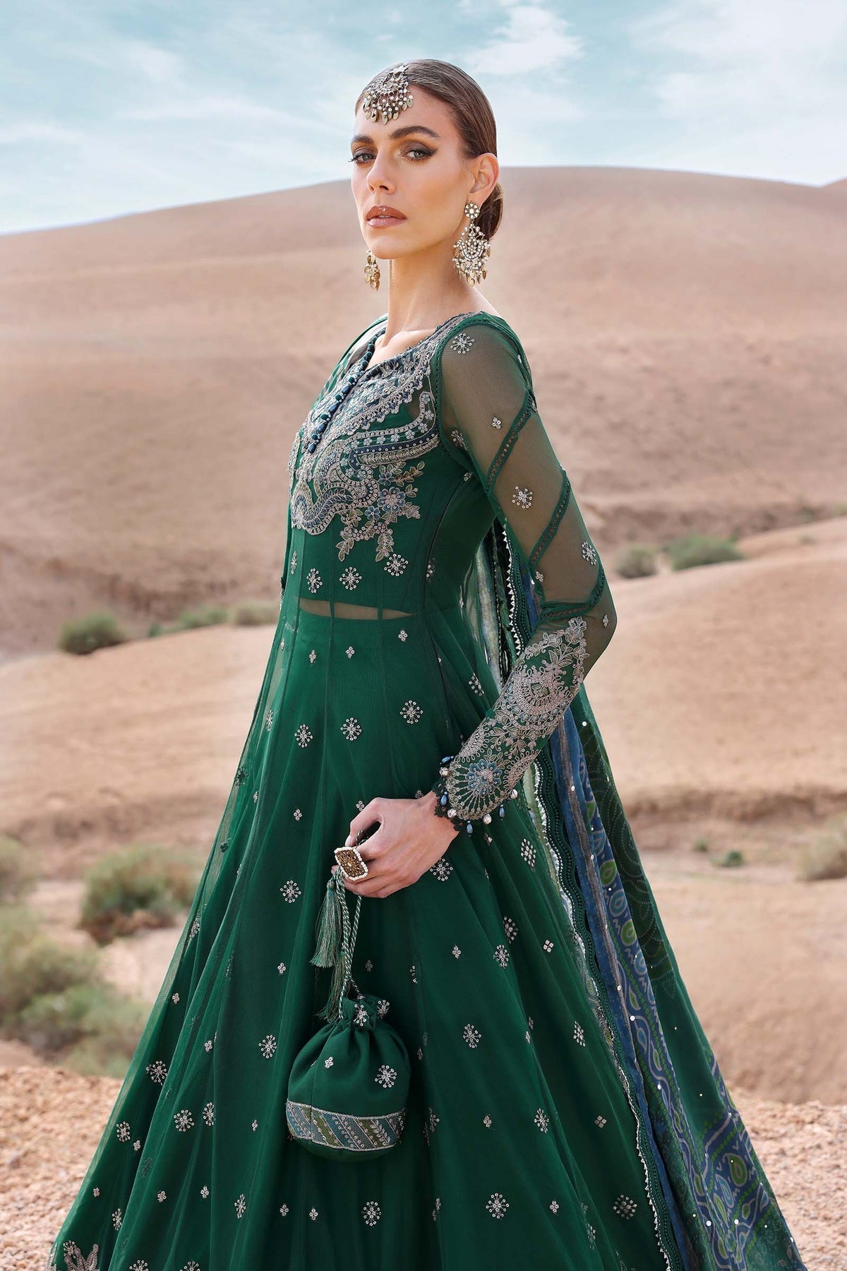 MARIA B LUXURY LAWN '25 - 07 A
