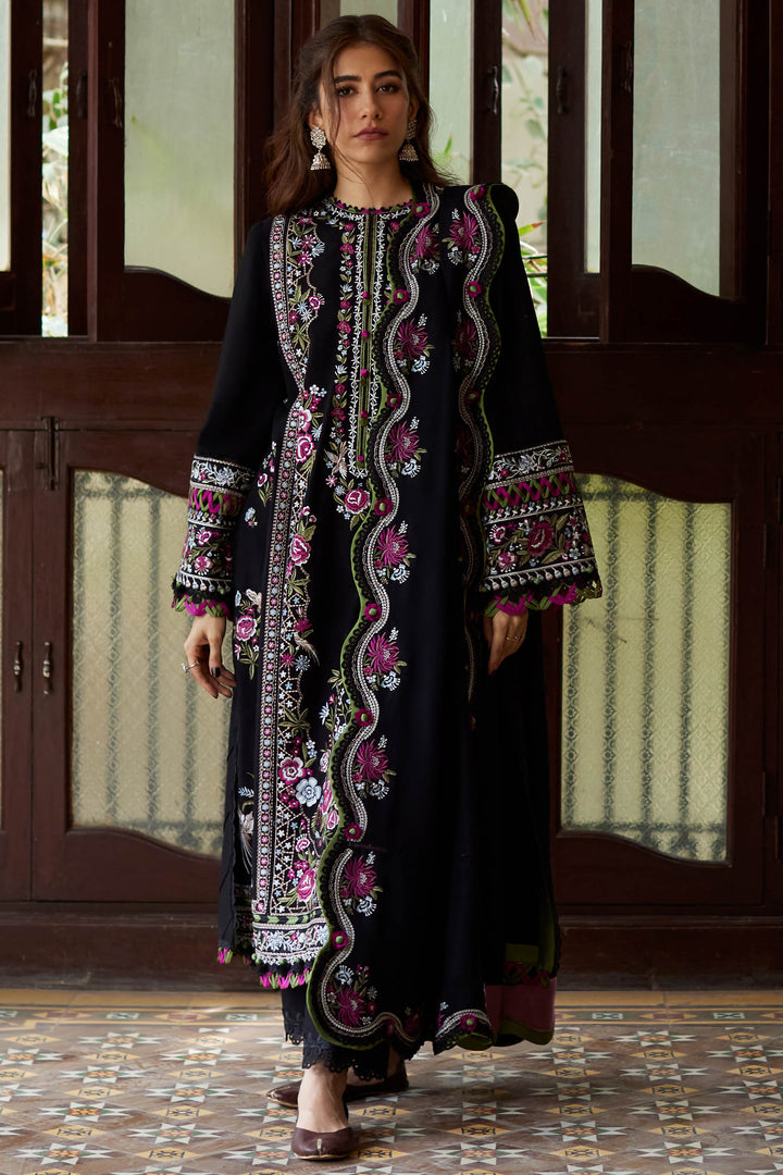 ZAHA WINTER '23 - 06 ALYA