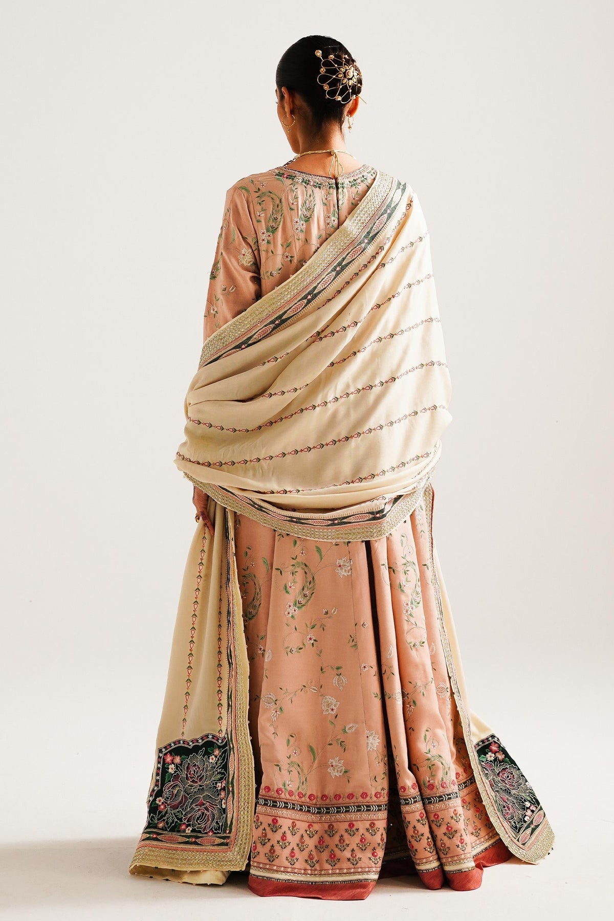 ZARA SHAHJAHAN WINTER SHAWL WS23-D2