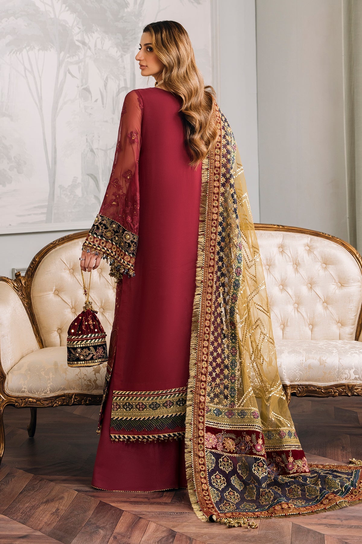 BAROQUE CHANTELLE COLLECTION'24 - 07
