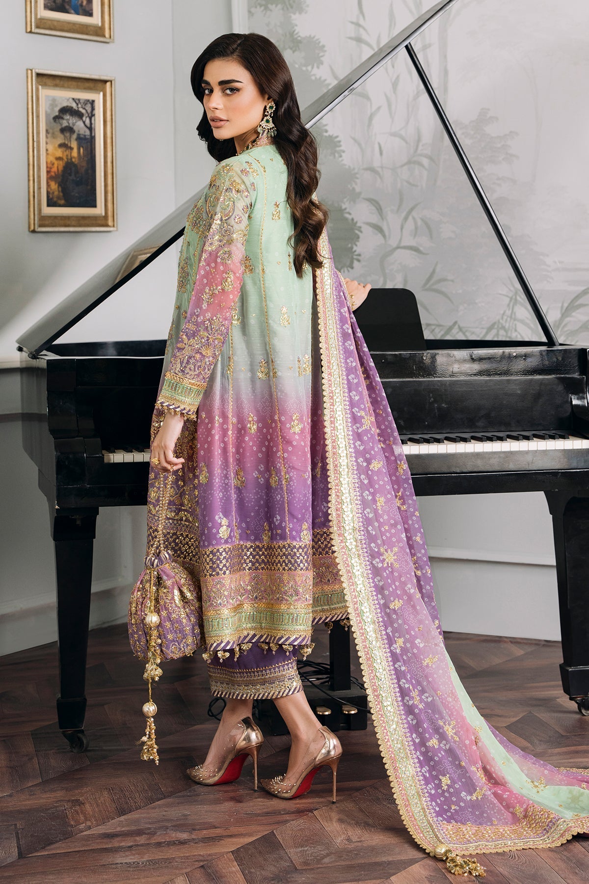 BAROQUE CHANTELLE COLLECTION'24 - 08
